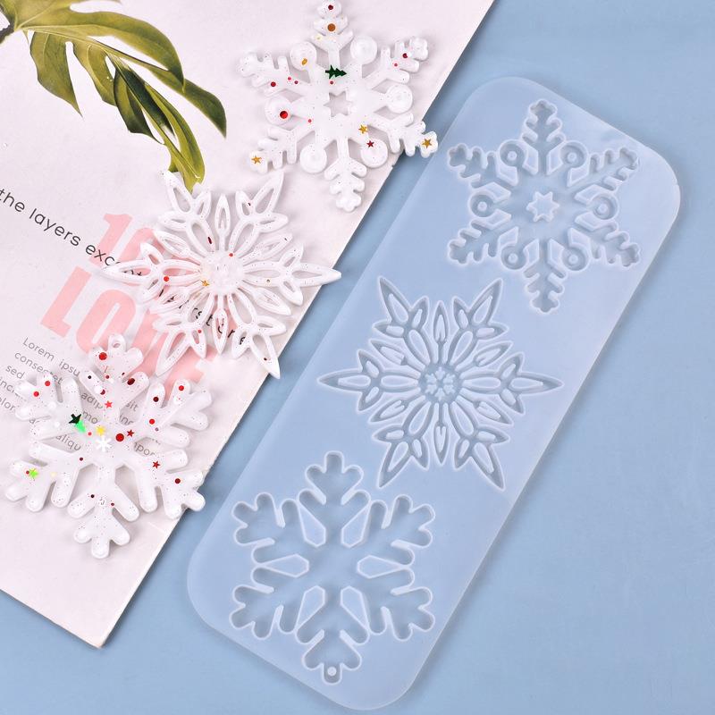Christmas Hollow Snowflake Orn - огляд і ціна Christmas Craft Embellishment