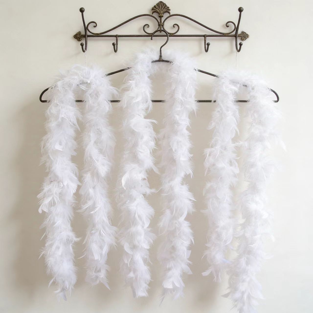 2M Turkey Marabou Feathers Boa - огляд і ціна Feather Trim Marabou